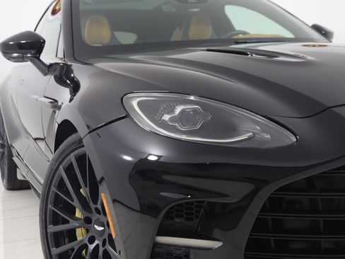 Used 2023 Aston Martin DBX 707 image 27