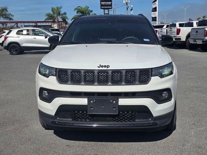 Used 2023 Jeep Compass Altitude