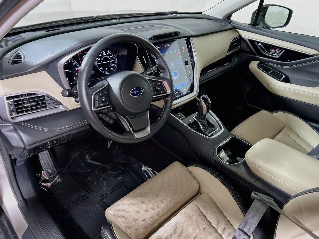 Used 2020 Subaru Outback Limited AWD/4WD image 9