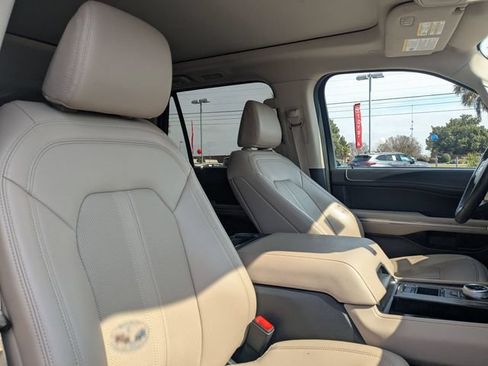 Used 2024 Ford Expedition Max Limited RWD image 37