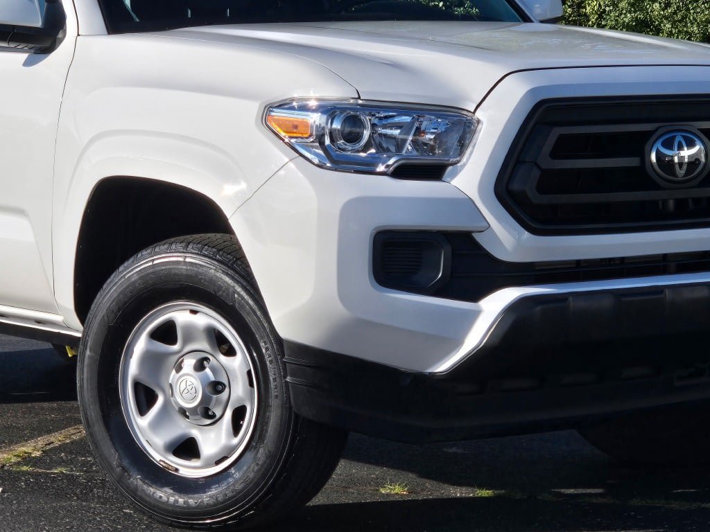 Used 2021 Toyota Tacoma SR RWD image 2