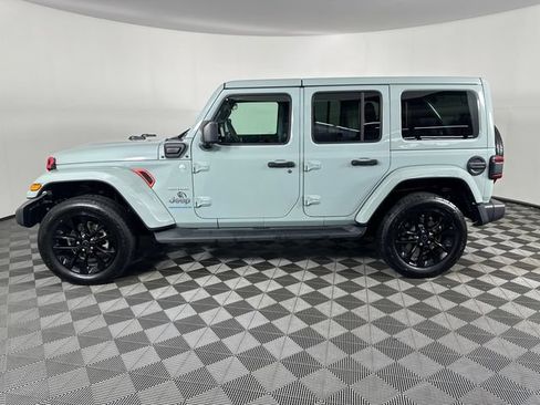 Certified 2024 Jeep Wrangler Unlimited Sahara w/ Safety Group AWD/4WD image 29
