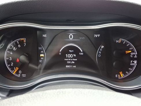 Used 2018 Jeep Grand Cherokee Laredo AWD/4WD image 20