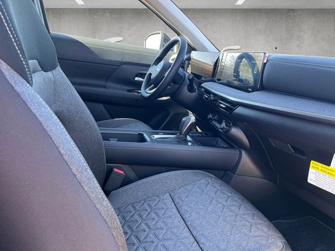 New 2026 Nissan Kicks SV w/ SV Premium Package image 24