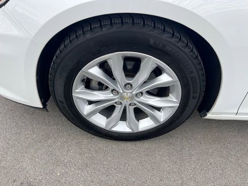 Used 2021 Chevrolet Malibu LT image 13