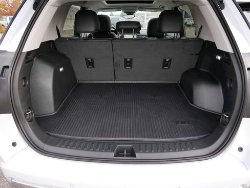 New 2026 GMC Terrain Denali w/ LPO, Black Badging Package image 6