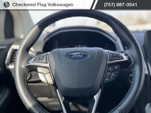 Used 2024 Ford Edge SEL image 34