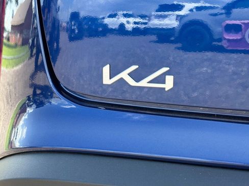 New 2026 Kia K4 LXS image 10