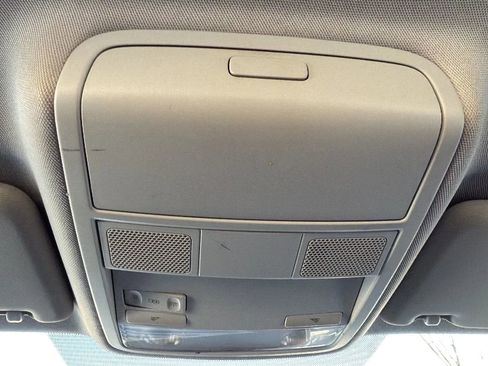 Used 2016 Volkswagen Passat 1.8T S image 21