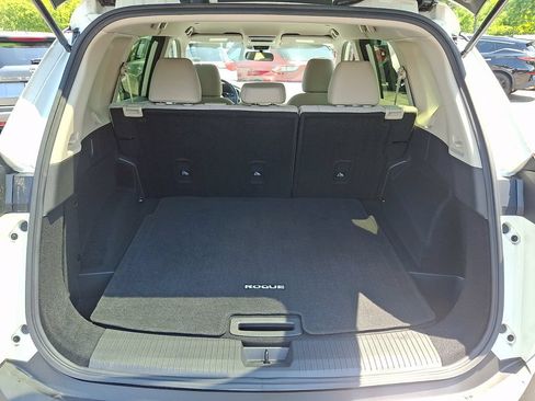 Certified 2023 Nissan Rogue SV AWD/4WD image 29