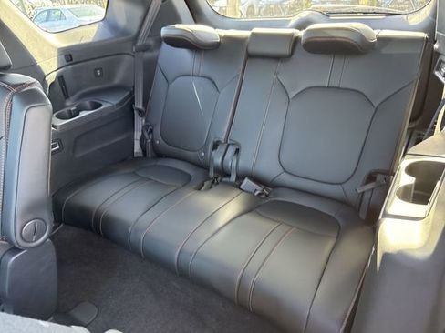 Used 2025 Honda Pilot TrailSport image 24