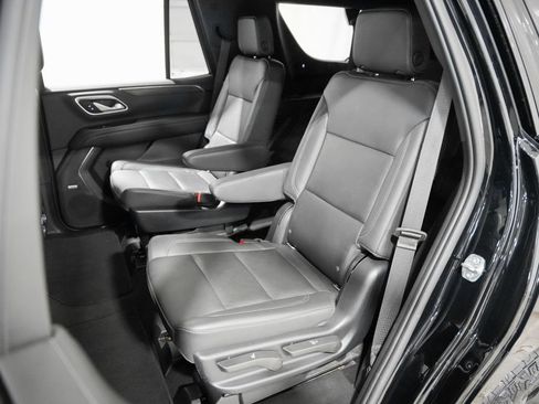 Used 2022 Chevrolet Tahoe Z71 w/ Z71 Off-Road Package AWD/4WD image 27