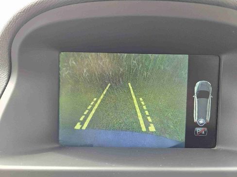 Used 2015 Volvo XC70 T6 Platinum image 16