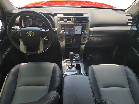 Used 2020 Toyota 4Runner SR5 Premium AWD/4WD image 9