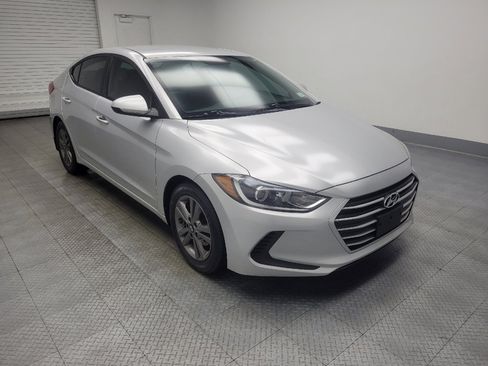 Used 2018 Hyundai Elantra SEL image 13