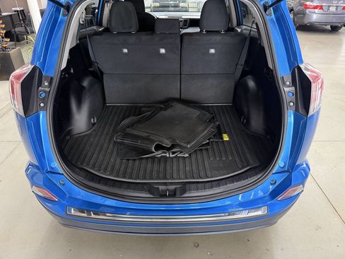 Used 2017 Toyota RAV4 LE w/ All Weather Liner Package AWD/4WD image 9