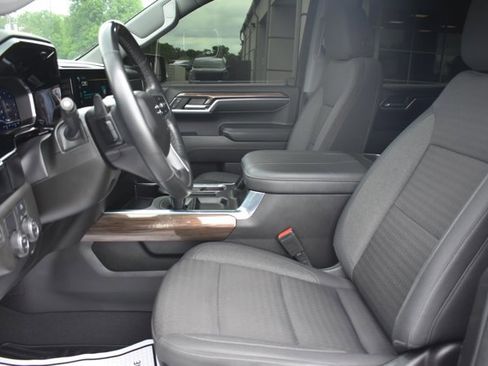 Used 2024 Chevrolet Silverado 1500 RST w/ Protection Package RWD image 17