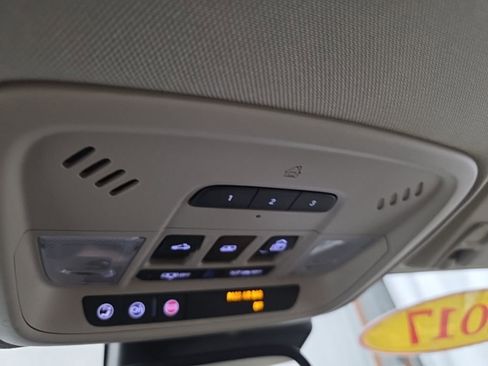 Used 2017 Buick LaCrosse Premium w/ Driver Confidence Package #2 image 20