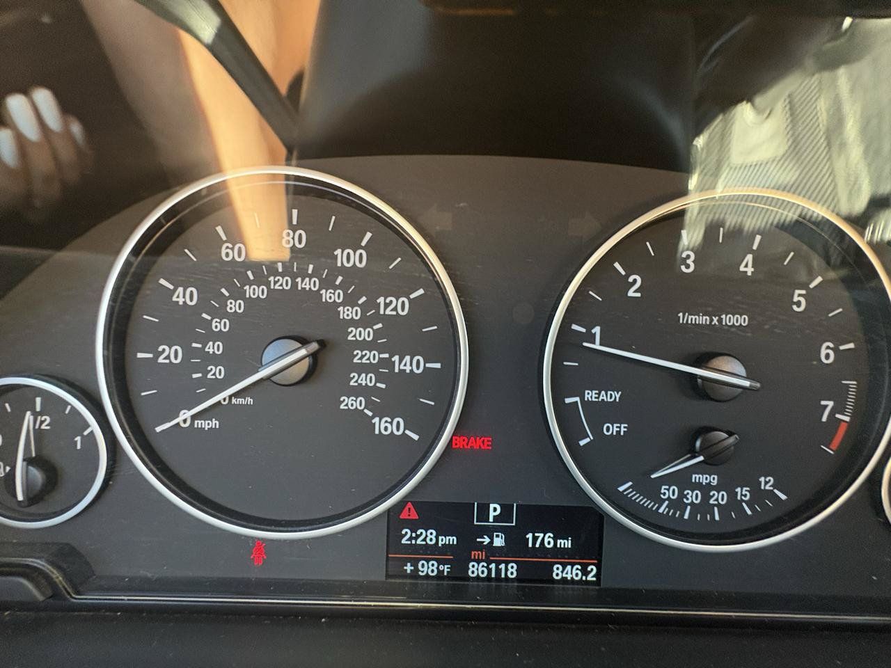 Used 2014 BMW 320i Sedan RWD image 15