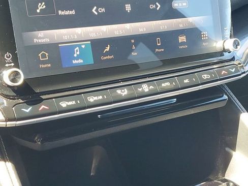 Used 2022 Jeep Wagoneer Series I w/ Convenience Group I AWD/4WD image 20