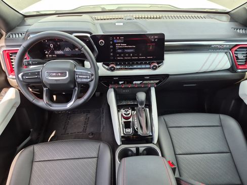 Used 2024 GMC Canyon AT4X AWD/4WD image 27