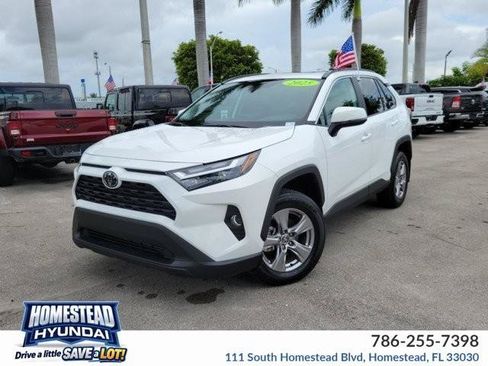 Used 2025 Toyota RAV4 XLE w/ Convenience Package FWD image 1