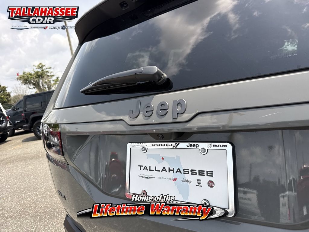 New 2026 Jeep Cherokee Laredo AWD/4WD image 5