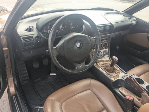 Used 2001 BMW Z3 2.5i image 2