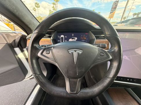 Used 2021 Tesla Model S AWD image 17