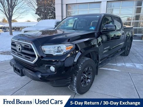 Used 2016 Toyota Tacoma SR5 image 13