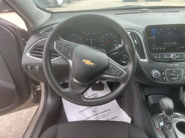 Used 2024 Chevrolet Malibu LS FWD image 23