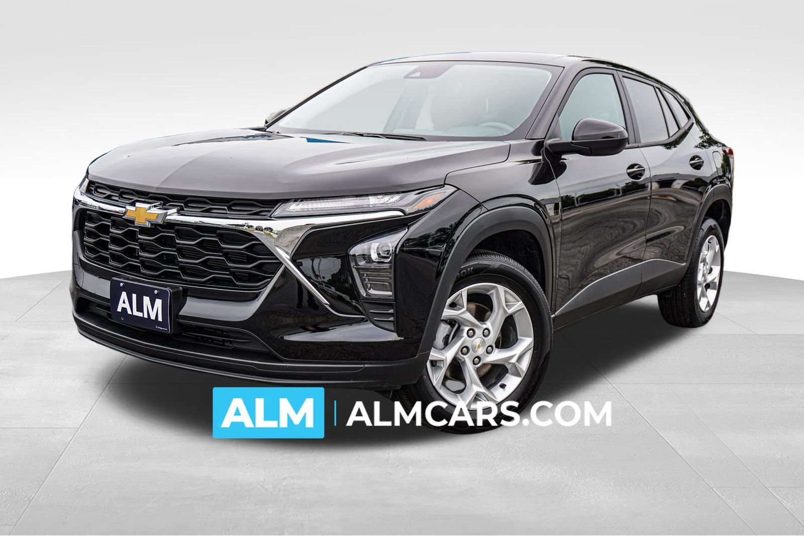 Used 2025 Chevrolet Trax LS w/ LS Convenience Package FWD image 1