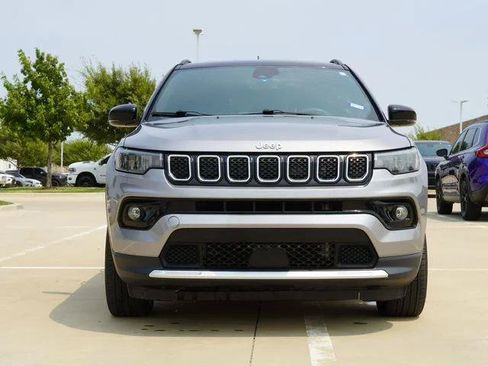 Certified 2024 Jeep Compass Limited AWD/4WD image 2