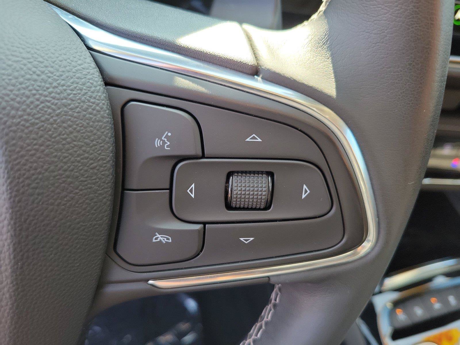 Used 2023 Buick Envision Avenir AWD/4WD image 26