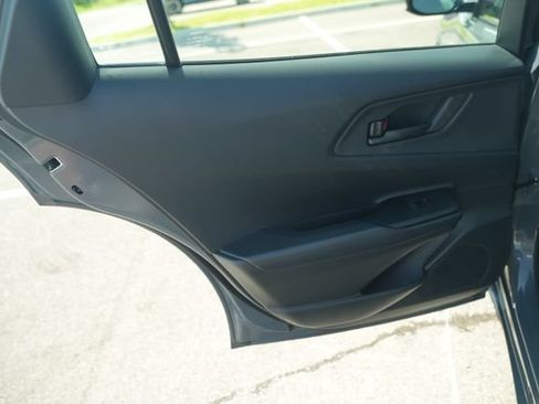 Used 2025 Toyota Prius Plug-In Hybrid FWD image 15
