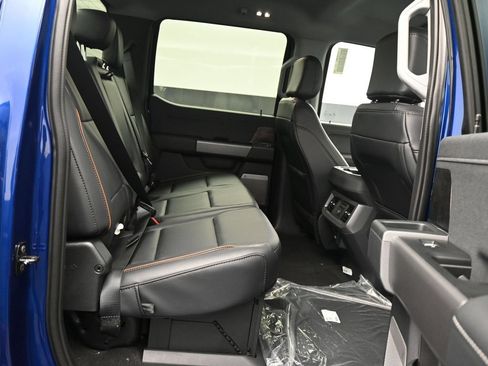 New 2026 Ford F250 Lariat w/ Black Appearance Package AWD/4WD image 14