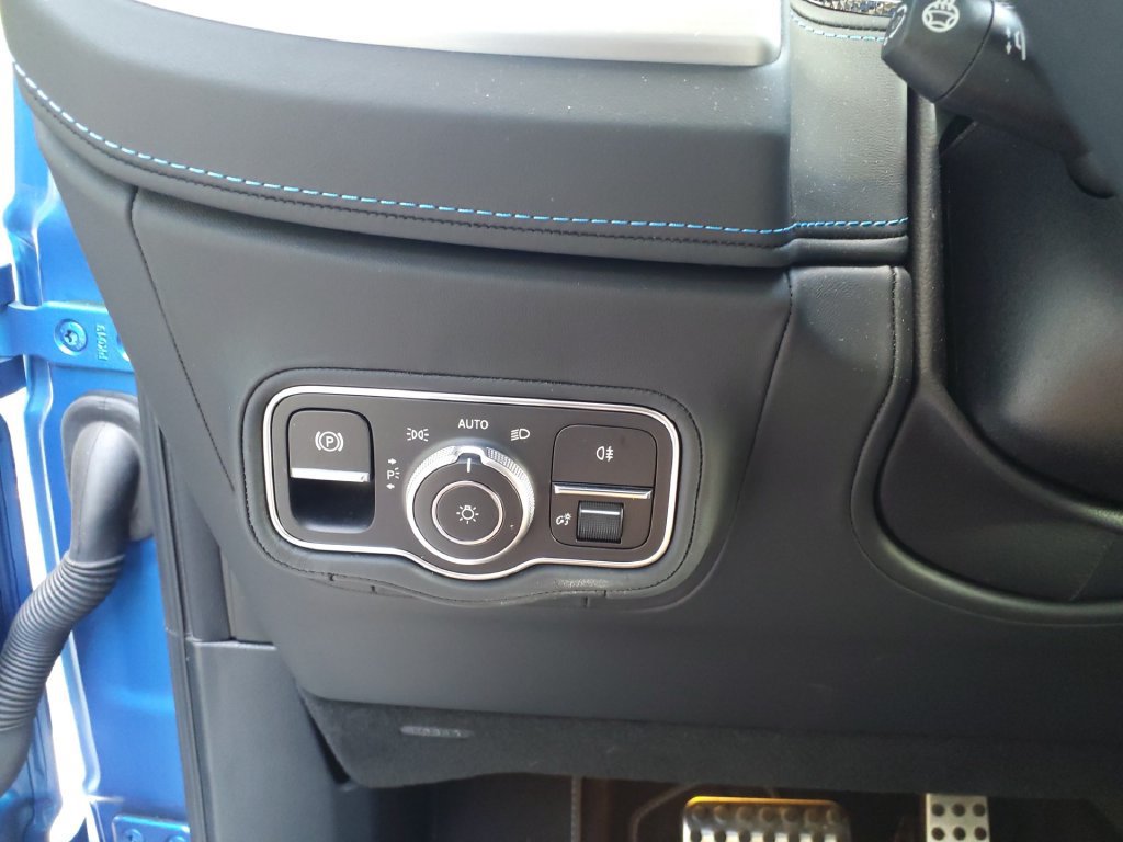 Certified 2025 Mercedes-Benz G 580 w/ EQ Technology image 26