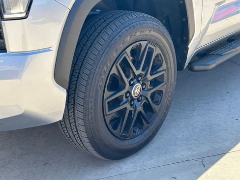 New 2026 Toyota Tundra Limited AWD/4WD image 9