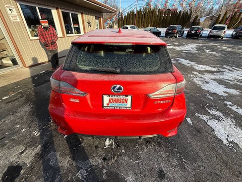 Used 2014 Lexus CT 200h w/ Seat Comfort Package FWD image 5