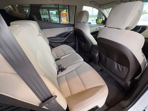 Used 2017 Hyundai Santa Fe Sport FWD image 28