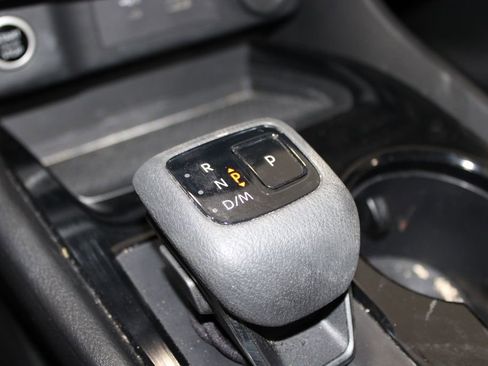 Used 2023 Nissan Rogue SV AWD/4WD image 26
