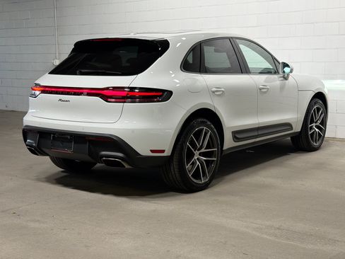 Certified 2026 Porsche Macan AWD/4WD image 7