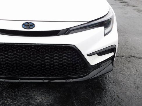 Used 2024 Toyota Corolla SE image 9