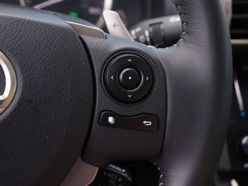 Used 2014 Lexus IS 350 w/ Navigation Package RWD image 13