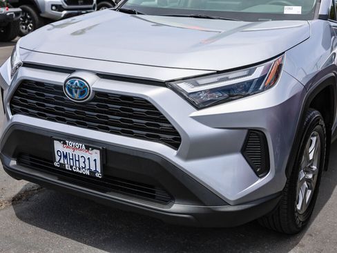 Certified 2024 Toyota RAV4 LE AWD/4WD image 20