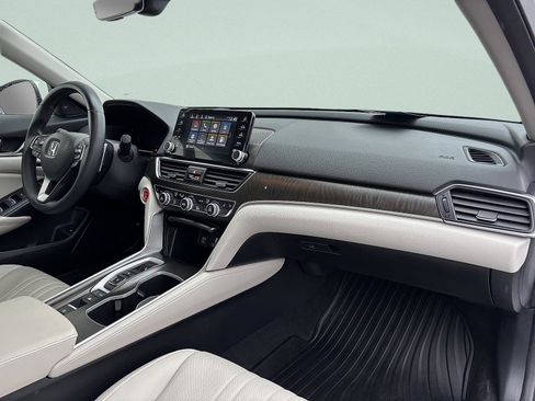 Certified 2019 Honda Accord Touring image 43