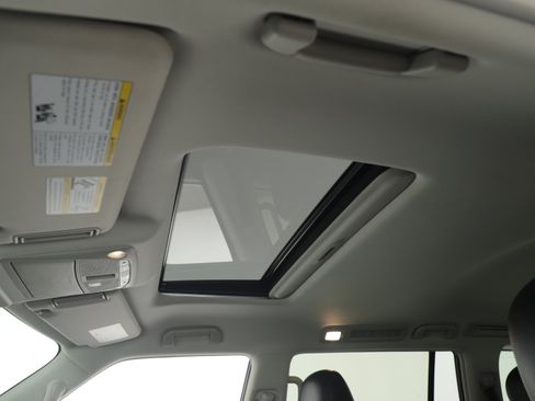 Used 2019 INFINITI QX80 Luxe image 6