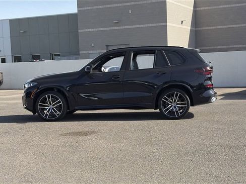 Used 2026 BMW X5 sDrive40i w/ M Sport Package RWD image 9