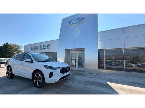 Used 2023 Ford Escape ST-Line Select w/ Tech Pack #1 AWD/4WD image 1