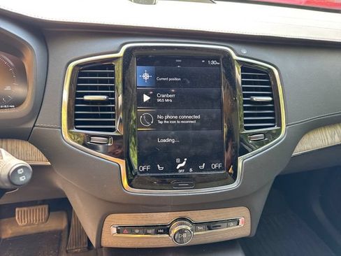 Used 2021 Volvo XC90 T6 Inscription w/ Lounge Package AWD/4WD image 22